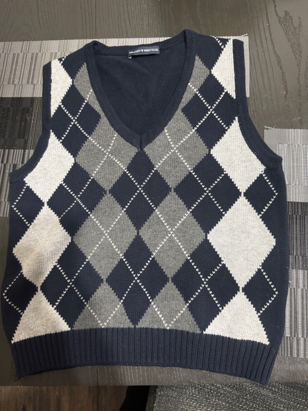 Brandy Melville Navy, Gray & White Argyle V-Neck Sweater Vest